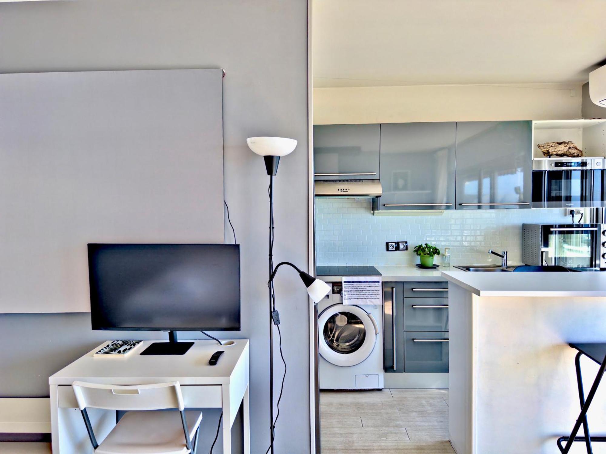 Panoramic Sea View Studio 24H Checkin Cagnes-sur-Mer Exterior photo